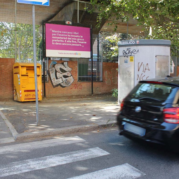 Poster pubblicitario 3x2 su Via Gregorio VII a Roma, appartenente al circuito Central City Rosso di APA.