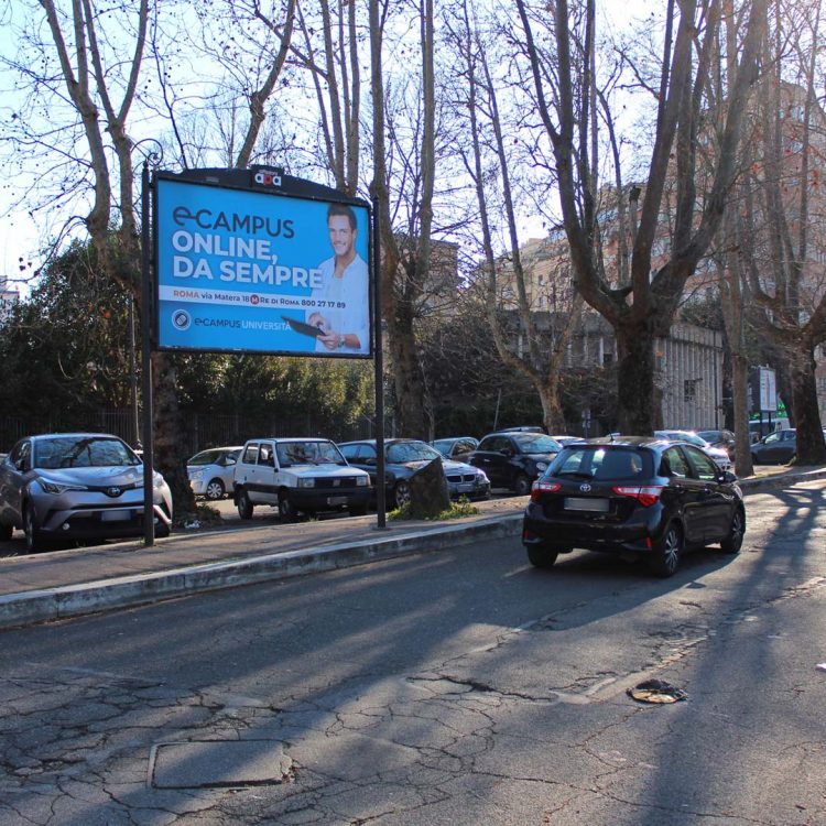Poster 3x2 per la pubblicità esterna a Roma Nord, su Viale Pinturicchio all'altezza di Piazza Mancini.