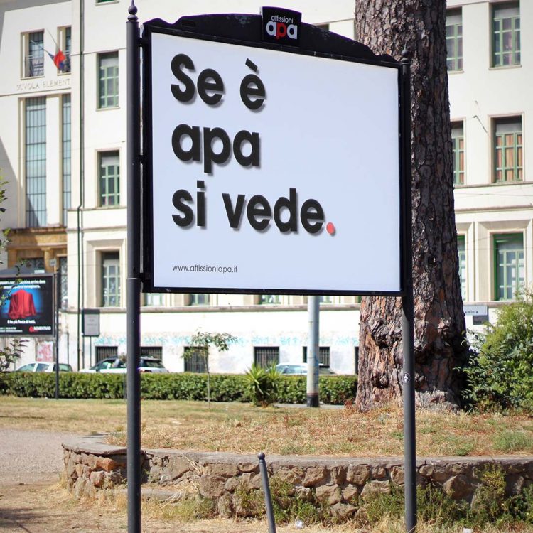 Poster pubblicitario di 3 metri per 2 di APA su Piazzale Ankara a Roma.