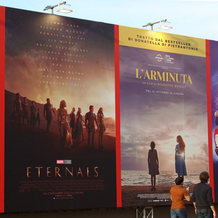 Poster di Eternals alla Festa del Cinema di Roma 2021.
